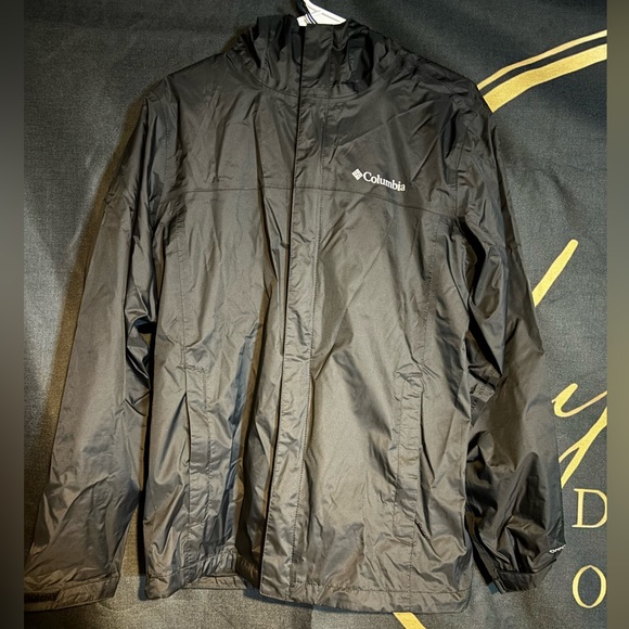 Men’s Columbia Jacket - Picture 5 of 7